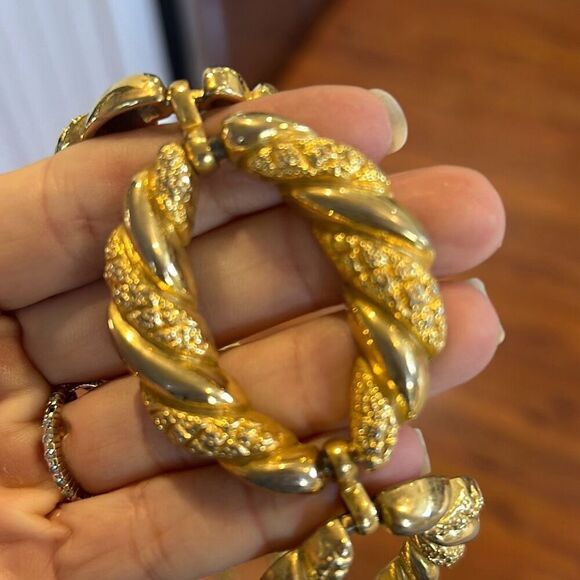 Vintage large heavy gold oval circle chain belt Lionshead - Picture 6 of 6